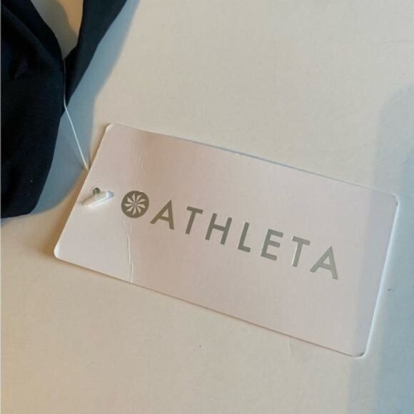 Athleta Maldives Swim Tankini Swim Tank Top UPF 50+ Beach Vacation Black 32 D/DD - Picture 7 of 8